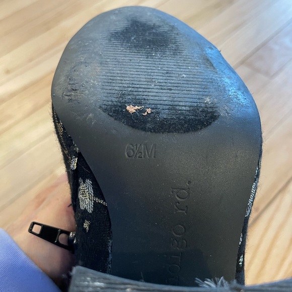 Indigo Rd Brooke Black Booties - Picture 6 of 12